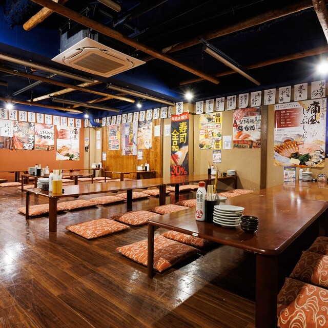 座席 : 毎日！北海道物産展 ネオ炉端 道南農林水産部 錦本店 - 伏見