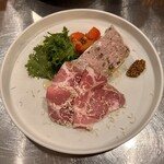 Flamingo - 自家製ハムとパテドカンパーニュの盛り合わせ　カポナータ添え