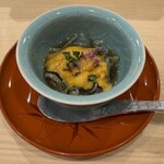 鮨桂太 - 紫雲丹と潤菜の酢のもの
