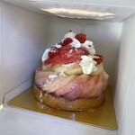 パティスリー リョーコ - 来年はもっと綺麗にお持ち帰りするぞ