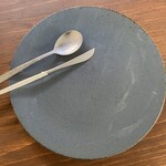 パティスリー リョーコ - 5分くらいで1/2食べちゃったよ