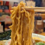 舟場 - モチツル食感の中太麺