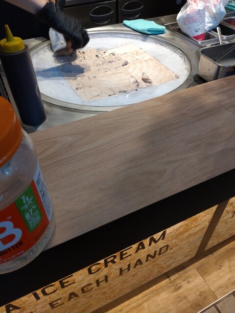 MANHATTAN ROLL ICE CREAM Oosu Ten photo 3