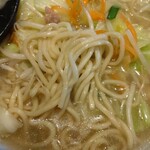 タンメン桜屋 - 麺　太