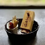 蕎麦 阿き津 - 今回は使いませんでしたが、黒七味もあります。