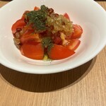 泉天空の湯 有明キッチン - ピリ辛ニンニクトマト