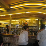 CAFE des 2 MOULINS - カウンターが素敵です♪