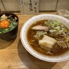 超多加水自家製手揉み麺 きたかた食堂