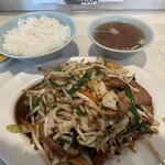 大昇楼 - レバー炒め定食