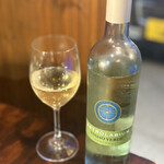 炭火焼肉 ホルモン にく式 - 白ワイン