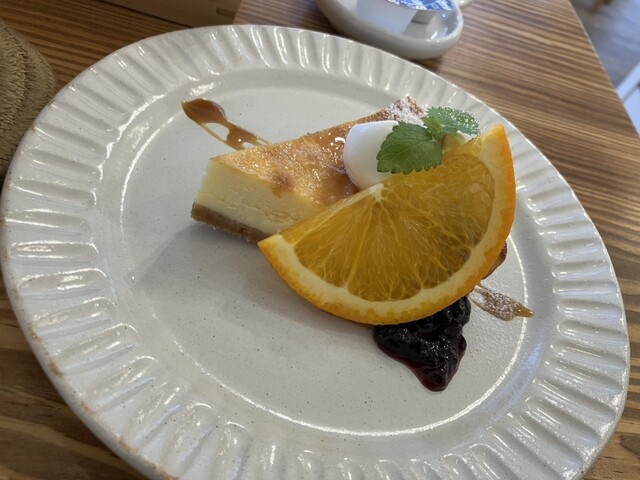 cafe and kissa sugasol（カフェアンドキッサシュガソル） - 黒松（カフェ）の写真