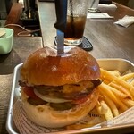 ドルフィン インダストリー - 