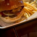 ドルフィン インダストリー - 