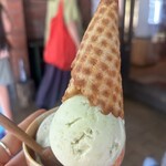 KIKI NATURAL ICECREAM - 