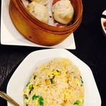 広東料理 錦龍 - 小龍包＆焼き飯