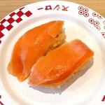 スシロー - 料理写真:サーモン(120円)