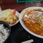 Wakashige Shokudo - Beef Tendon Spicy Noodles Set (Kara-age, Salad, Rice, Pickles)