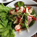 Kin Dee Restaurant - ヤムプラームック：シーフードサラダ
