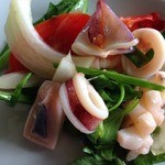 Kin Dee Restaurant - ヤムプラームック：シーフードサラダ