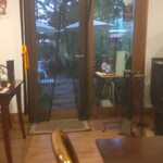 Toma - 매장 내부