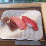 まぐろ人 御徒町出張所 - 鮪三昧（ヅケ・中トロ・赤身）煮切塗布済み