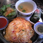 ペパカフェ・フォレスト - ランチのタイ風オムレツ￥１１００