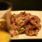 上コリ　牛１頭から餃子くらいの大きさしか取れない。