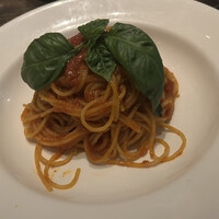 grigio la tavola - 