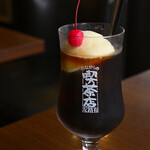 昔ながらの喫茶店友路有 - 珈琲フロート@税込740円