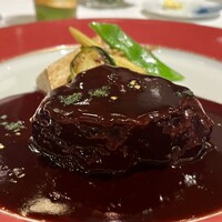 シェ・イノ - 