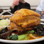 四つ角飯店 - 肉のエアーズロック（笑）