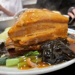 四つ角飯店 - 豚角煮