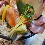どんぶり次郎 - （※写真4）海鮮丼