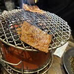 炭火焼ホルモン ぐう - 
