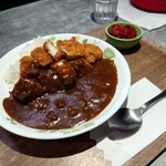 ほびーい喫茶店 - エビカツカレー(値段お任せ)