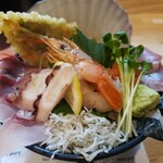 どんぶり次郎 - （※写真4）海鮮丼