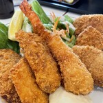 魚屋食堂 勝浦 - 