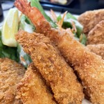 魚屋食堂 勝浦 - 