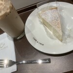 カフェ・ド・クリエ - 料理写真:チーズケーキ。