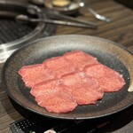 焼肉虎龍 浪漫亭 - 料理写真:タン