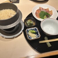 日本料理 華の縁 - 鯛めし