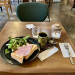 フジヤコーヒーsupports by横森珈琲 - モーニングハムトースト700円、セットHotハンドドリップコーヒー浅煎り+200円