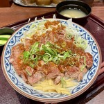 グリルやまだ - 牛ロースステーキ丼
