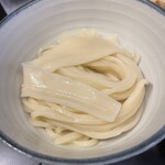 肉汁うどん奥村 - 純白の麺