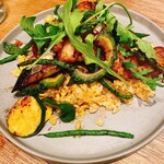 凛丹 toiet - 対馬穴子のサクサク揚げと夏野菜の香料甘醤油煎り付け炒飯