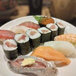 網元 伊豆 - 上寿司1350円（税込）