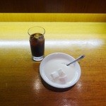 Hoteru Purinsesu Gaden Kafe Raunji - ランチにつくアイスコーヒー、ヨーグルト