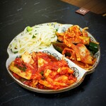 焼肉 済州 - 無料サービスのキムチ＆ナムル