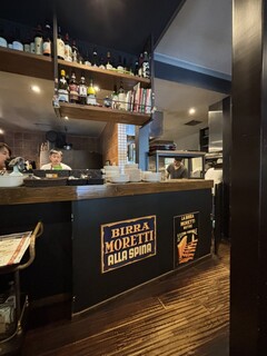 ア フェネステッラ - 