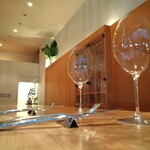 リストランテ ボルゴ・コニシ - 感性を静かに呼び覚まし自然と調和する、落ち着いた空間をご用意しております